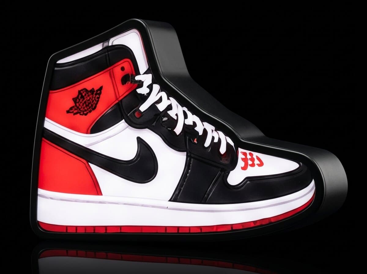 Air Jordan Sneaker Işıklı Kutu, açılı görünüm